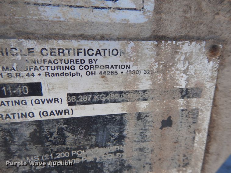 image for item FR9774 2011 East walking floor trailer