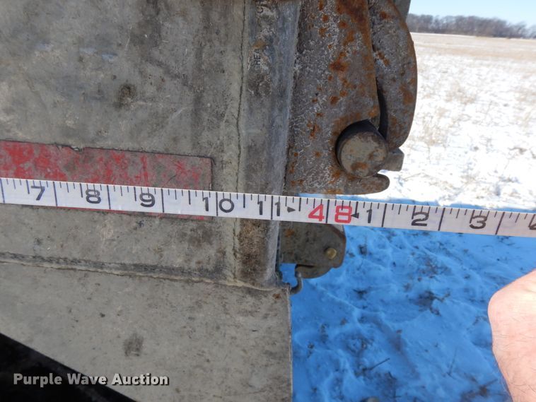 image for item FR9775 2011 East walking floor trailer