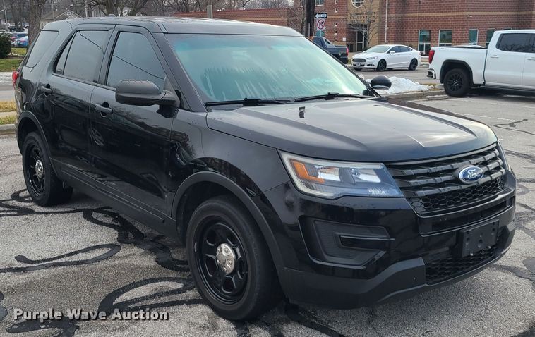 image for item FW9622 2016 Ford Explorer Police  SUV
