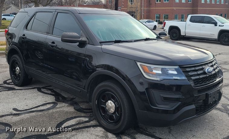 image for item FW9622 2016 Ford Explorer Police  SUV