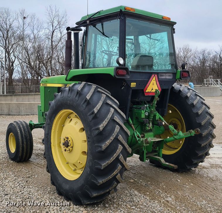 image for item FW9668 1992 John Deere 4455  tractor