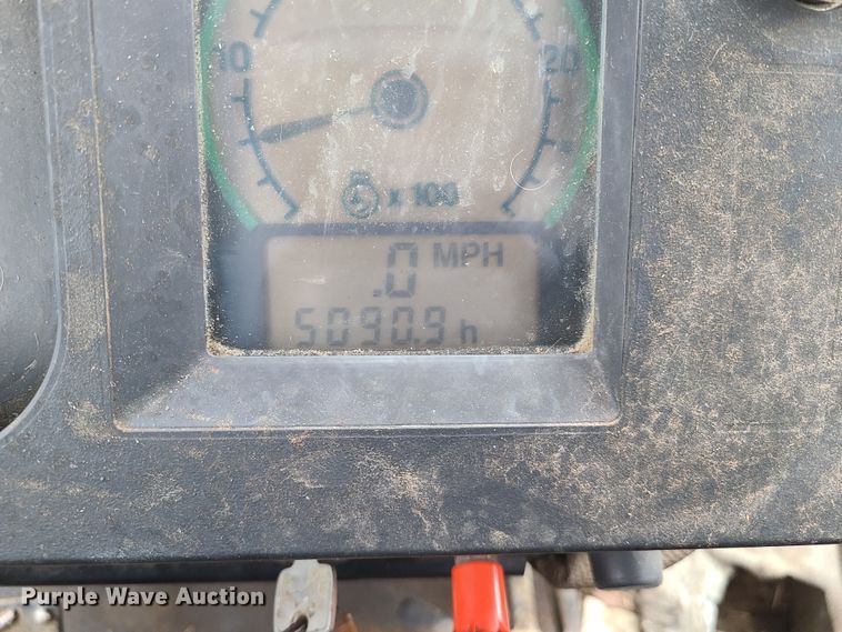 image for item FW9668 1992 John Deere 4455  tractor