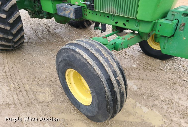 image for item FW9668 1992 John Deere 4455  tractor