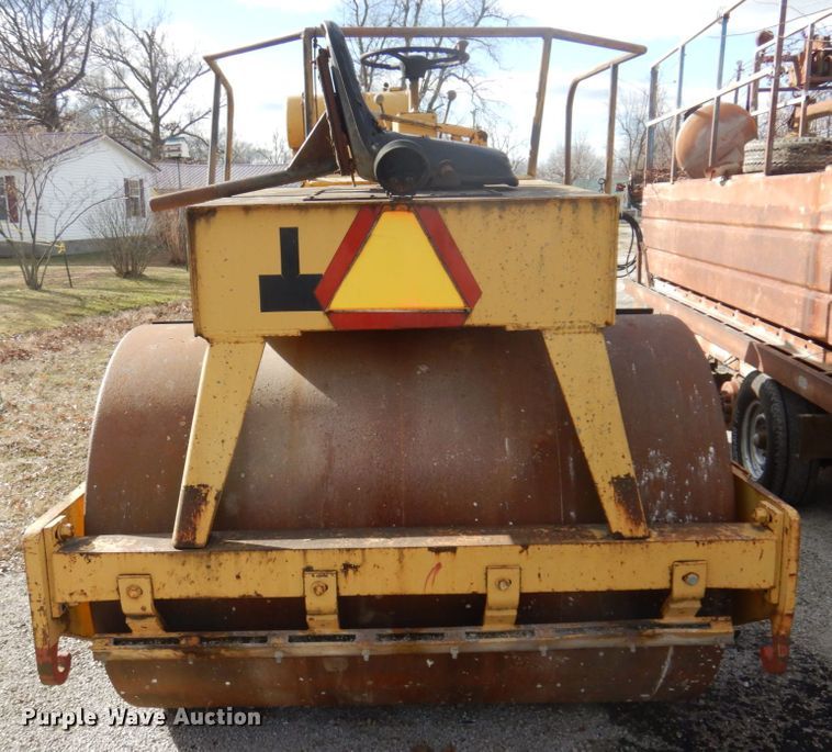 image for item GG9280 Dynapac CC-42A  double drum roller compactor