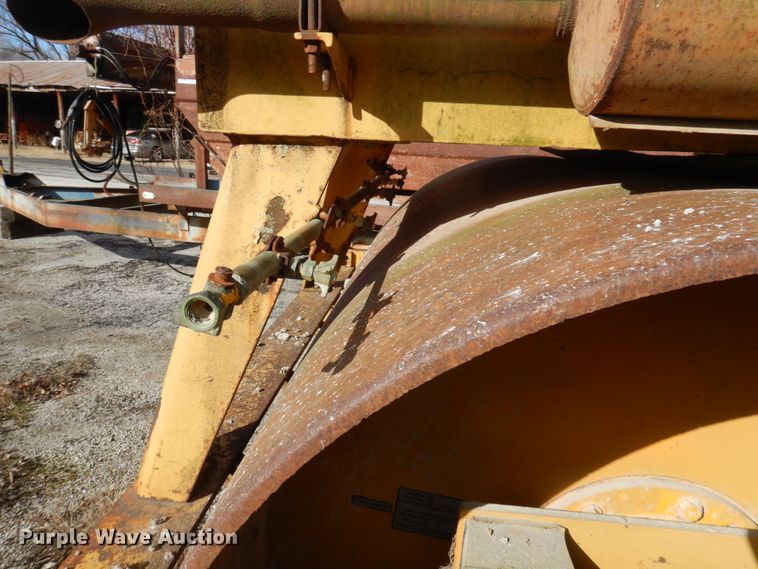 image for item GG9280 Dynapac CC-42A  double drum roller compactor