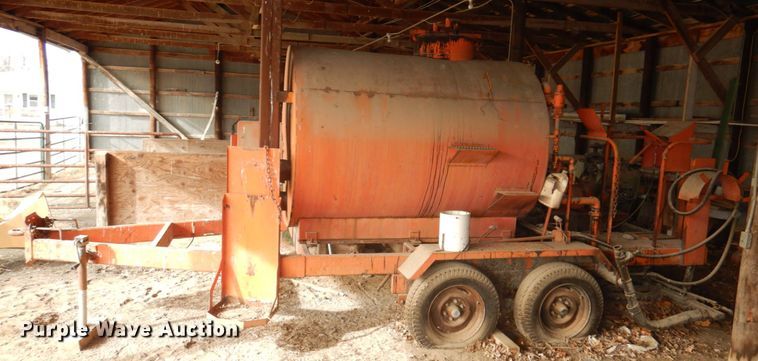 image for item GG9281 Oil distributor trailer