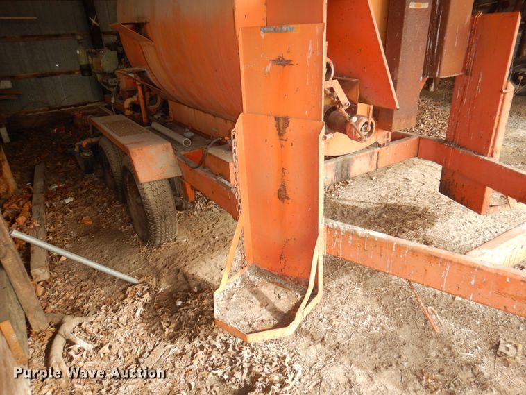 image for item GG9281 Oil distributor trailer