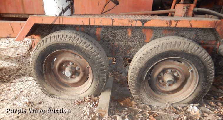 image for item GG9281 Oil distributor trailer