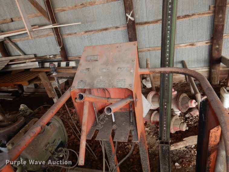 image for item GG9281 Oil distributor trailer