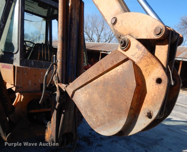 image for item GG9282 Case  backhoe