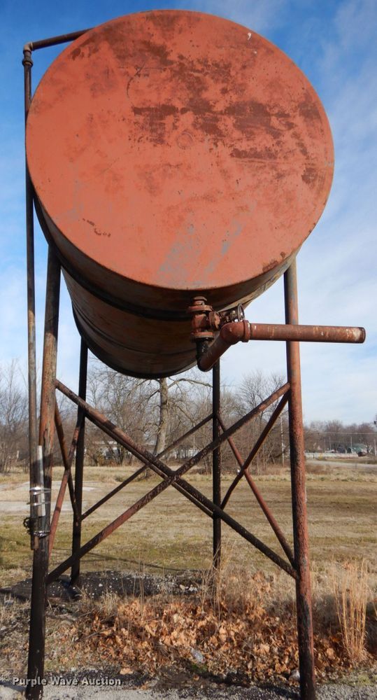 image for item GG9286 Oil storage tank