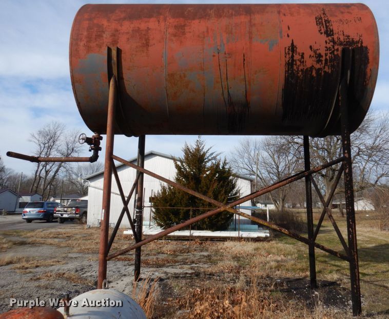 image for item GG9286 Oil storage tank