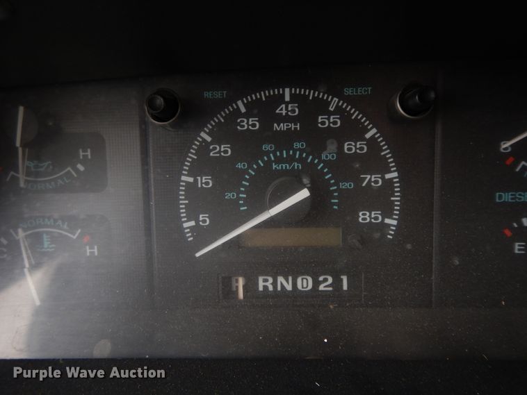 image for item GG9302 1994 Ford E350  ambulance