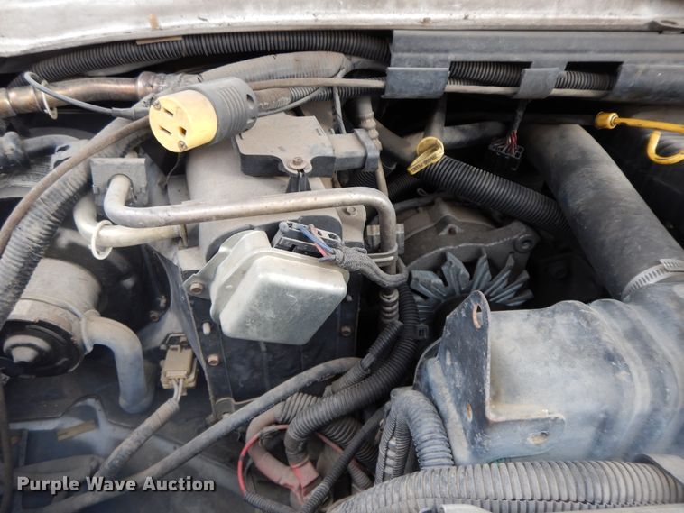 image for item GG9302 1994 Ford E350  ambulance