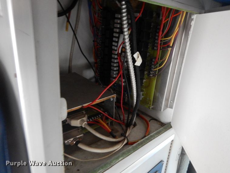 image for item GG9302 1994 Ford E350  ambulance