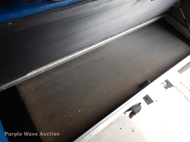 image for item GG9302 1994 Ford E350  ambulance