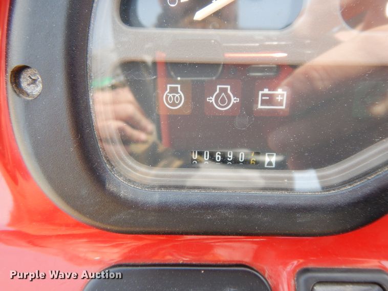 image for item GG9324 2008 Case IH Farmall 35  MFWD tractor