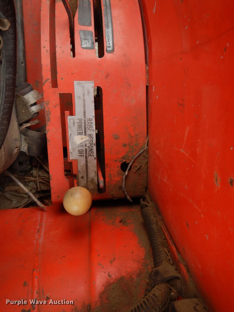 image for item GK9697 1987 Case IH 685  tractor