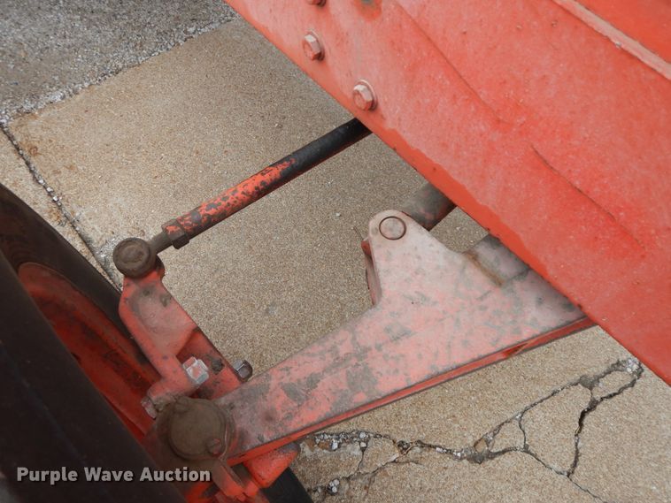 image for item GK9697 1987 Case IH 685  tractor