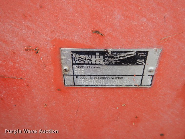 image for item GK9697 1987 Case IH 685  tractor