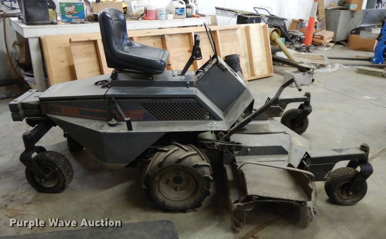 image for item GK9699 Grazer G2097V  lawn mower