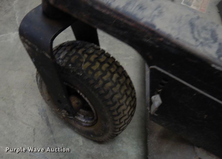 image for item GK9699 Grazer G2097V  lawn mower