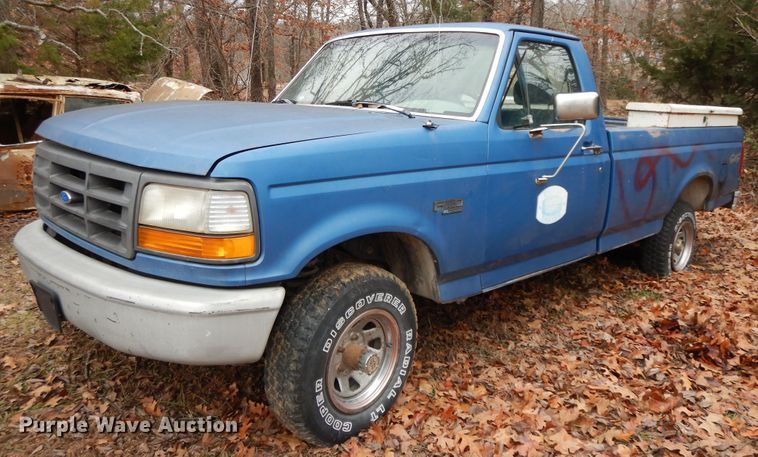 image for item GK9707 1993 Ford F150  pickup truck