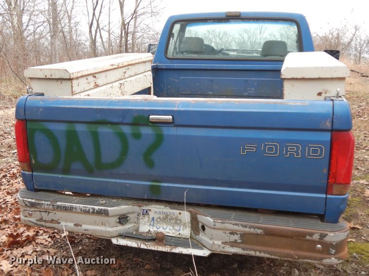 image for item GK9707 1993 Ford F150  pickup truck
