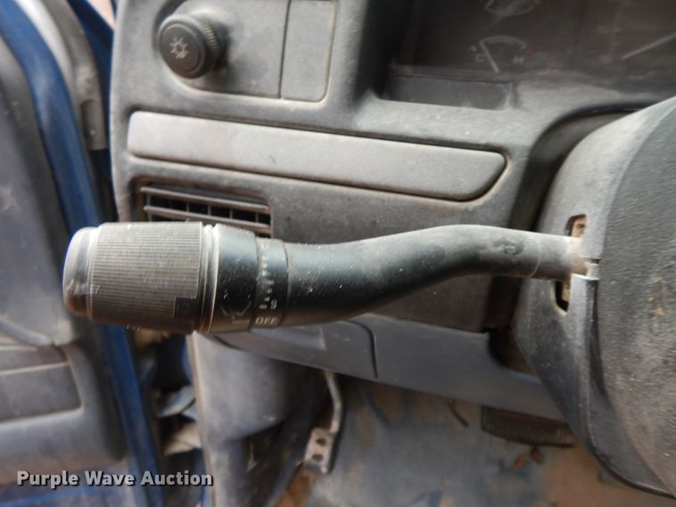 image for item GK9707 1993 Ford F150  pickup truck