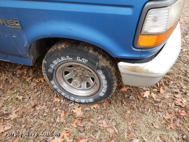 image for item GK9707 1993 Ford F150  pickup truck