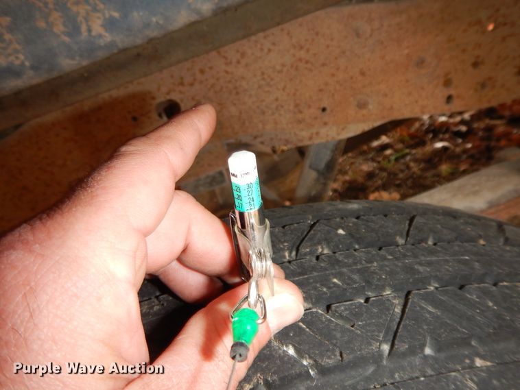 image for item GK9707 1993 Ford F150  pickup truck