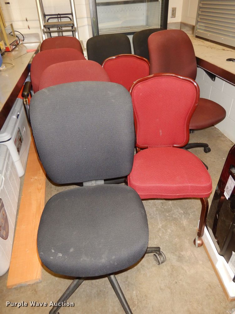 image for item HE9480 (18) chairs