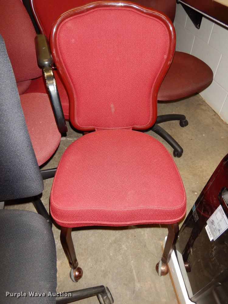 image for item HE9480 (18) chairs