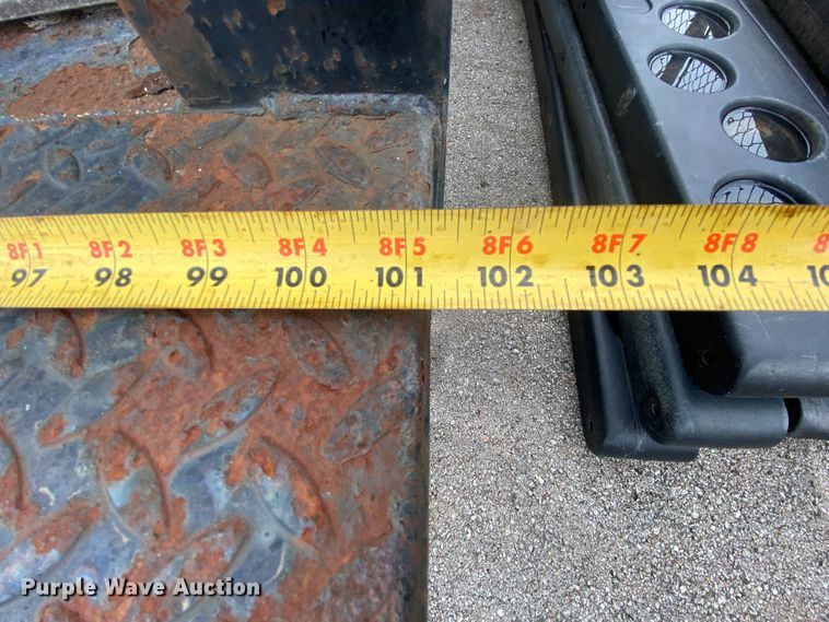 image for item HR9345 2004 Morgan GVFD09724102  box bed