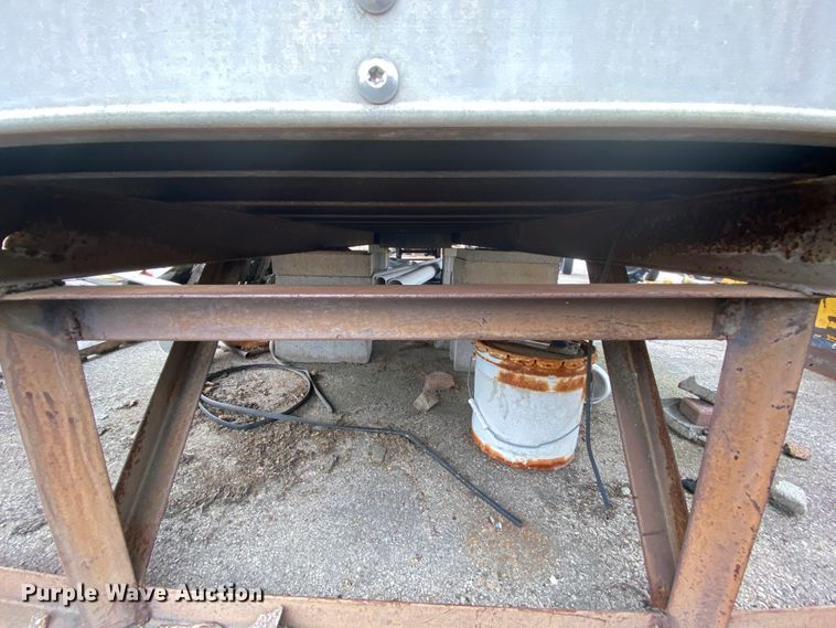 image for item HR9345 2004 Morgan GVFD09724102  box bed