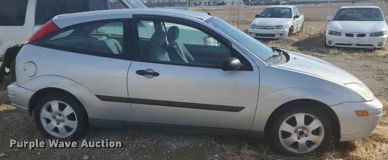 image for item HW9595 2001 Ford Focus ZX3