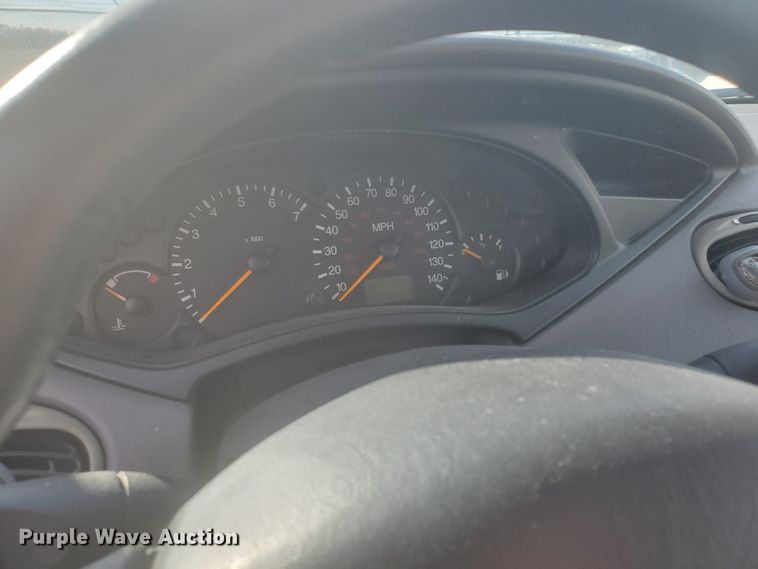 image for item HW9595 2001 Ford Focus ZX3