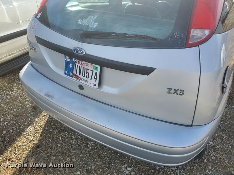 image for item HW9595 2001 Ford Focus ZX3