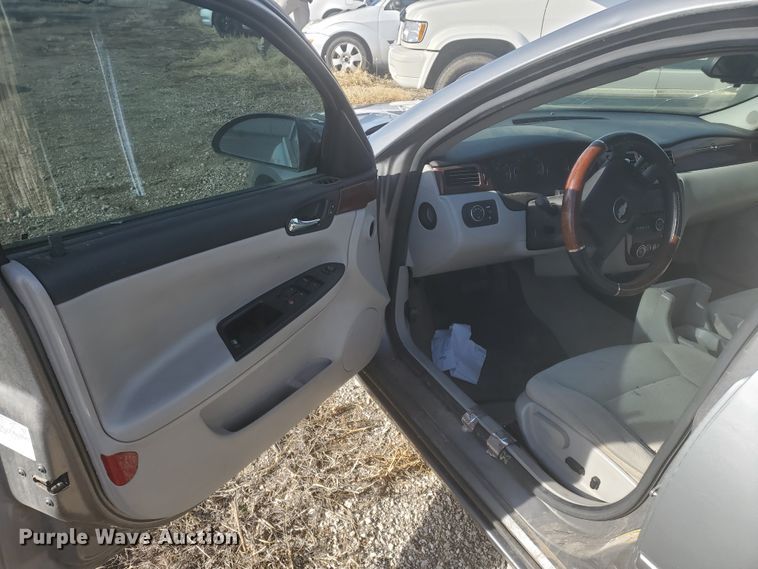 image for item HW9596 2006 Chevrolet Impala LT