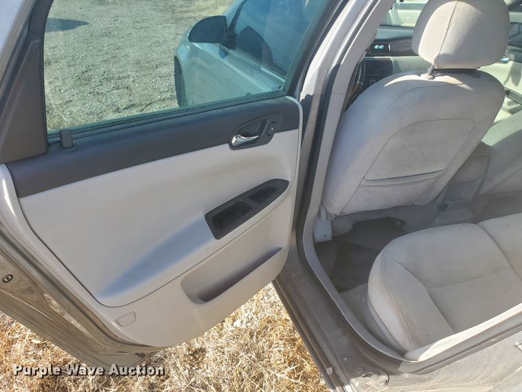 image for item HW9596 2006 Chevrolet Impala LT