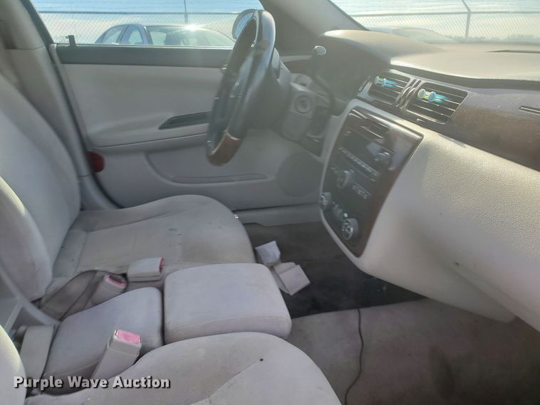 image for item HW9596 2006 Chevrolet Impala LT