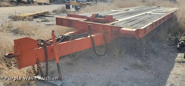 image for item HW9678 1985 Wisconsin tilt deck equipment trailer