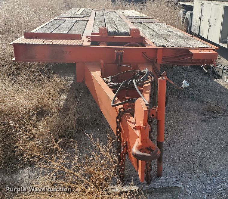 image for item HW9678 1985 Wisconsin tilt deck equipment trailer