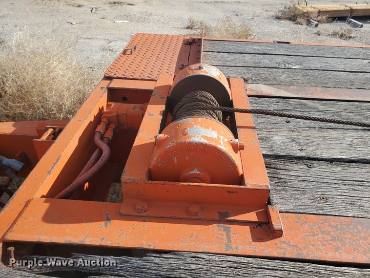 image for item HW9678 1985 Wisconsin tilt deck equipment trailer