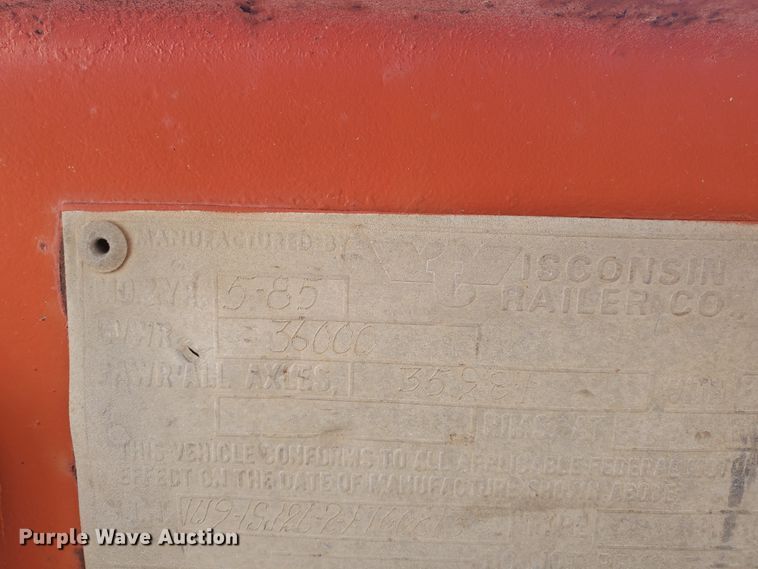 image for item HW9678 1985 Wisconsin tilt deck equipment trailer