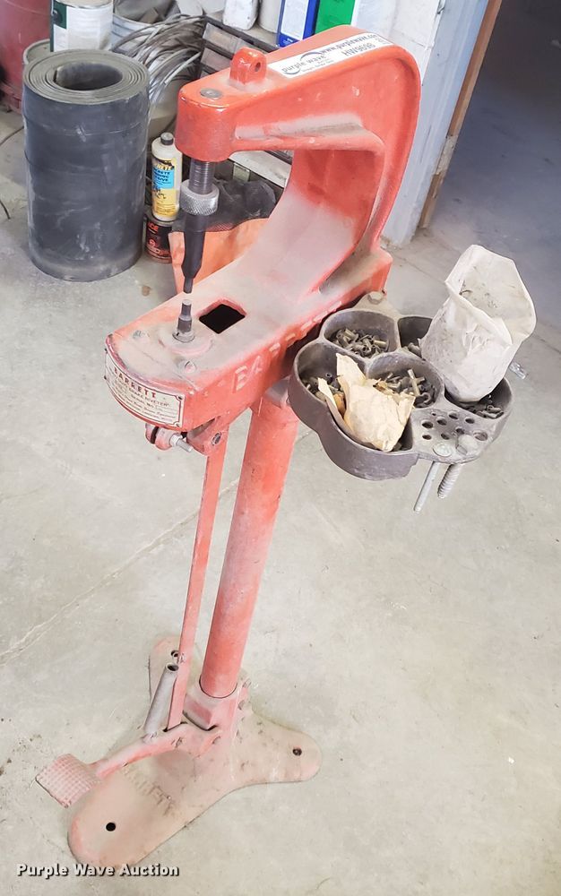 image for item HW9698 Barrett B-82 brake riveter