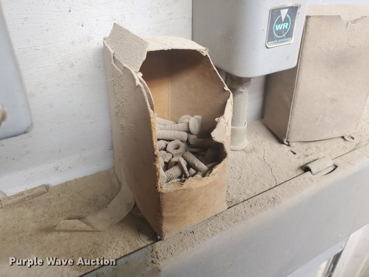 image for item HW9698 Barrett B-82 brake riveter