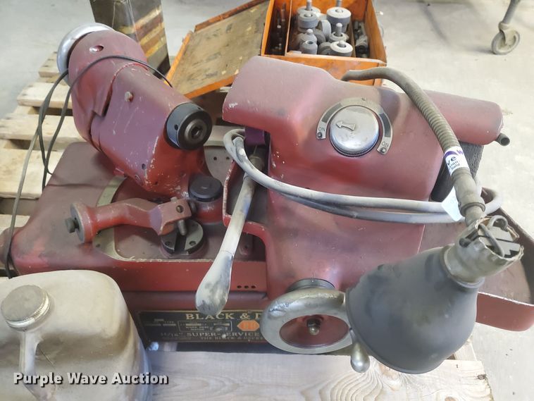 image for item HW9700 Black & Decker valve refacer