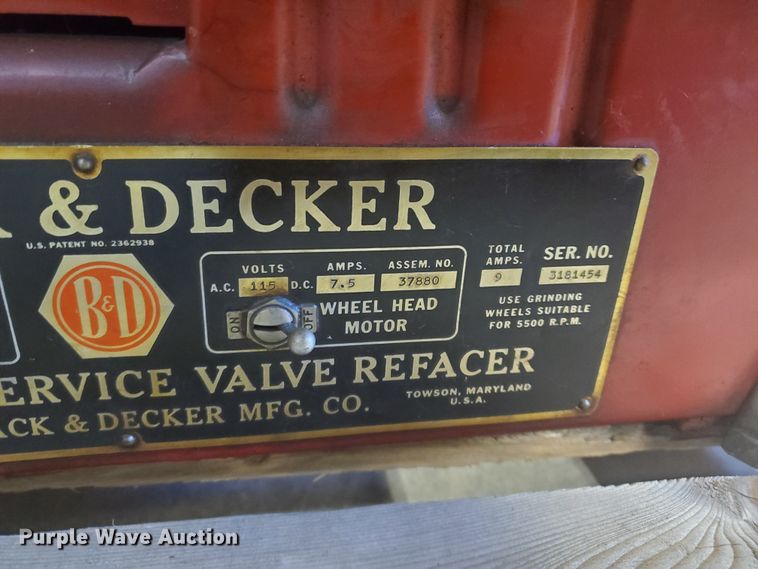 image for item HW9700 Black & Decker valve refacer