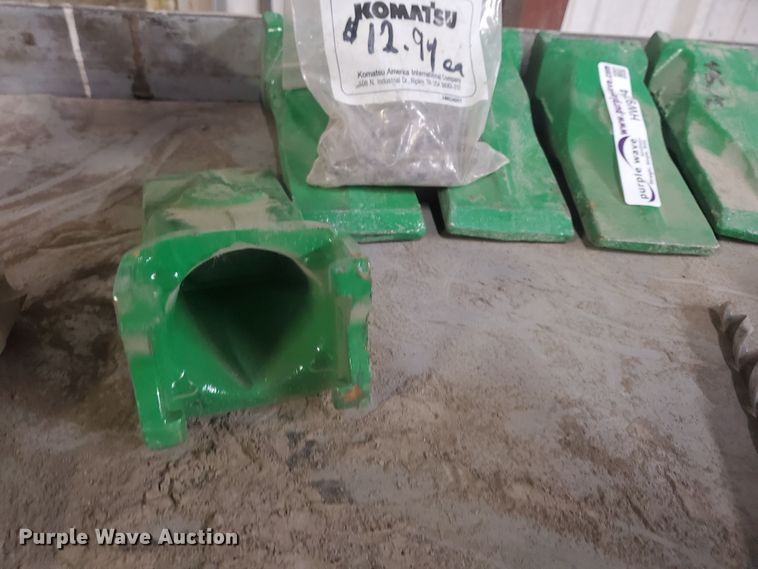 image for item HW9704 (5) Komatsu excavator teeth